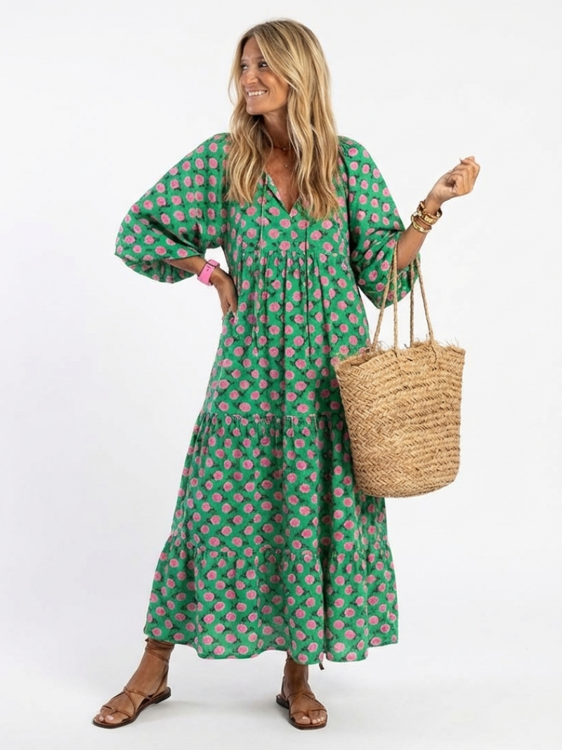 Genevieve | Floral Print V-Neck Tiered Midi Dress