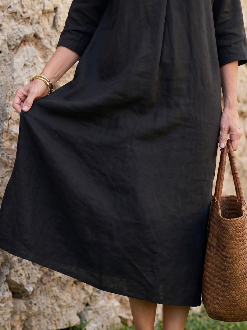 Estelle | Relaxed Straight Midi Dress with V-Neck and Short Sleeves in Red, Black & White