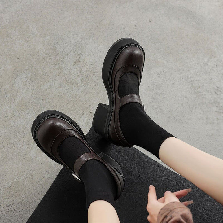 Pela™ | Elegant Strap Pumps